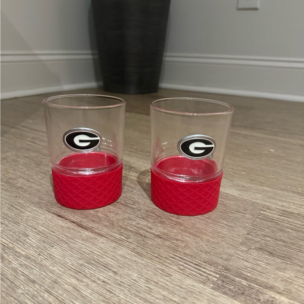BRAND NEW Georgia Bulldogs 14 oz. COMMISSIONER Rocks Glass